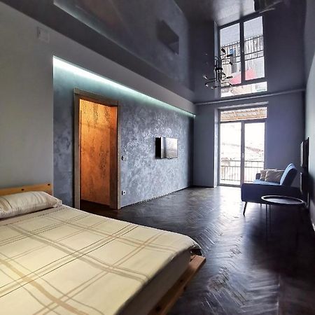 Loft Style Apartments In The Center Sumy Exterior photo